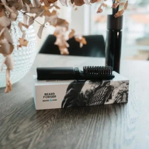 beard straightener box